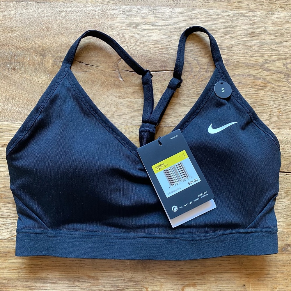 NWT NIKE Indy Sports Bra. Dri-fit 🖤